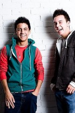 Watch Between Brothers Movie2k